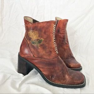 SIZE 8.5 | VINTAGE WESTERN WOMENS LEATHER BOOTS
